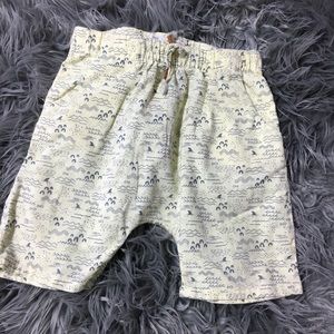 Zara shorts 💛